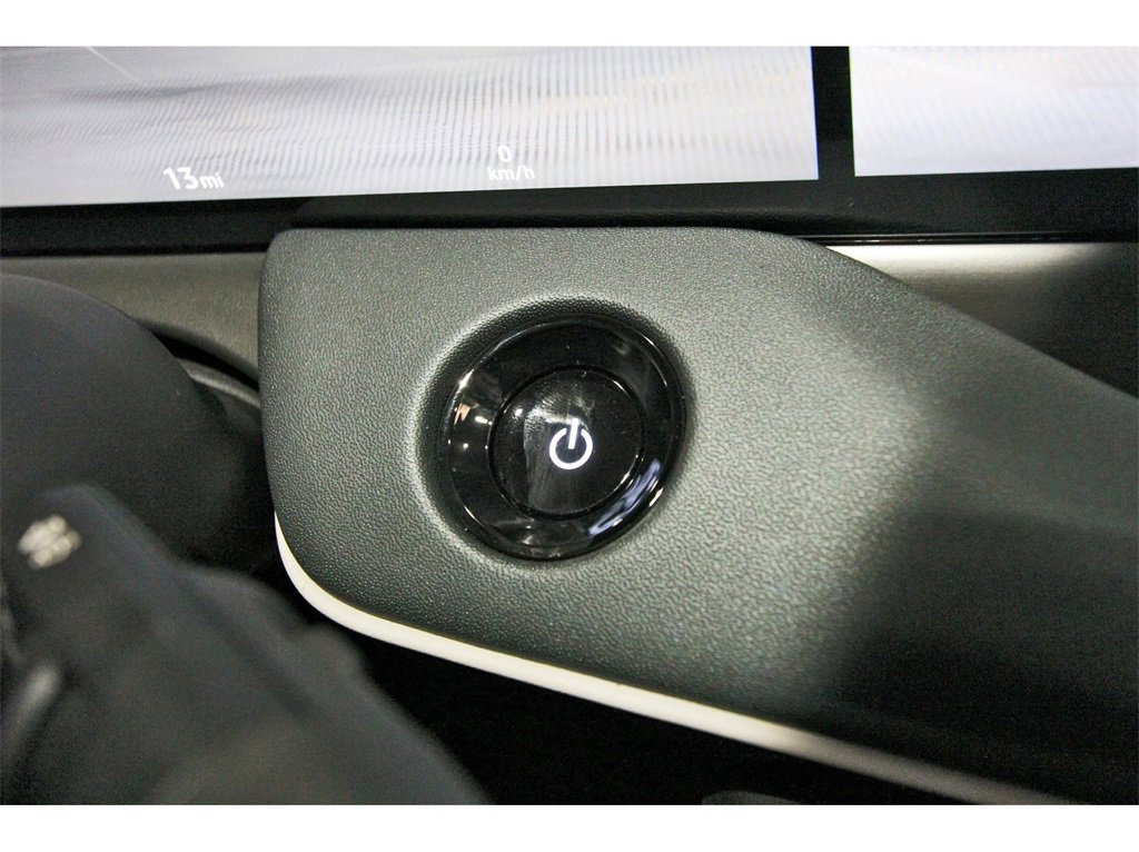 New 2026 Nissan Leaf Platinum+ w/ Cargo Package (Platinum+) image 19