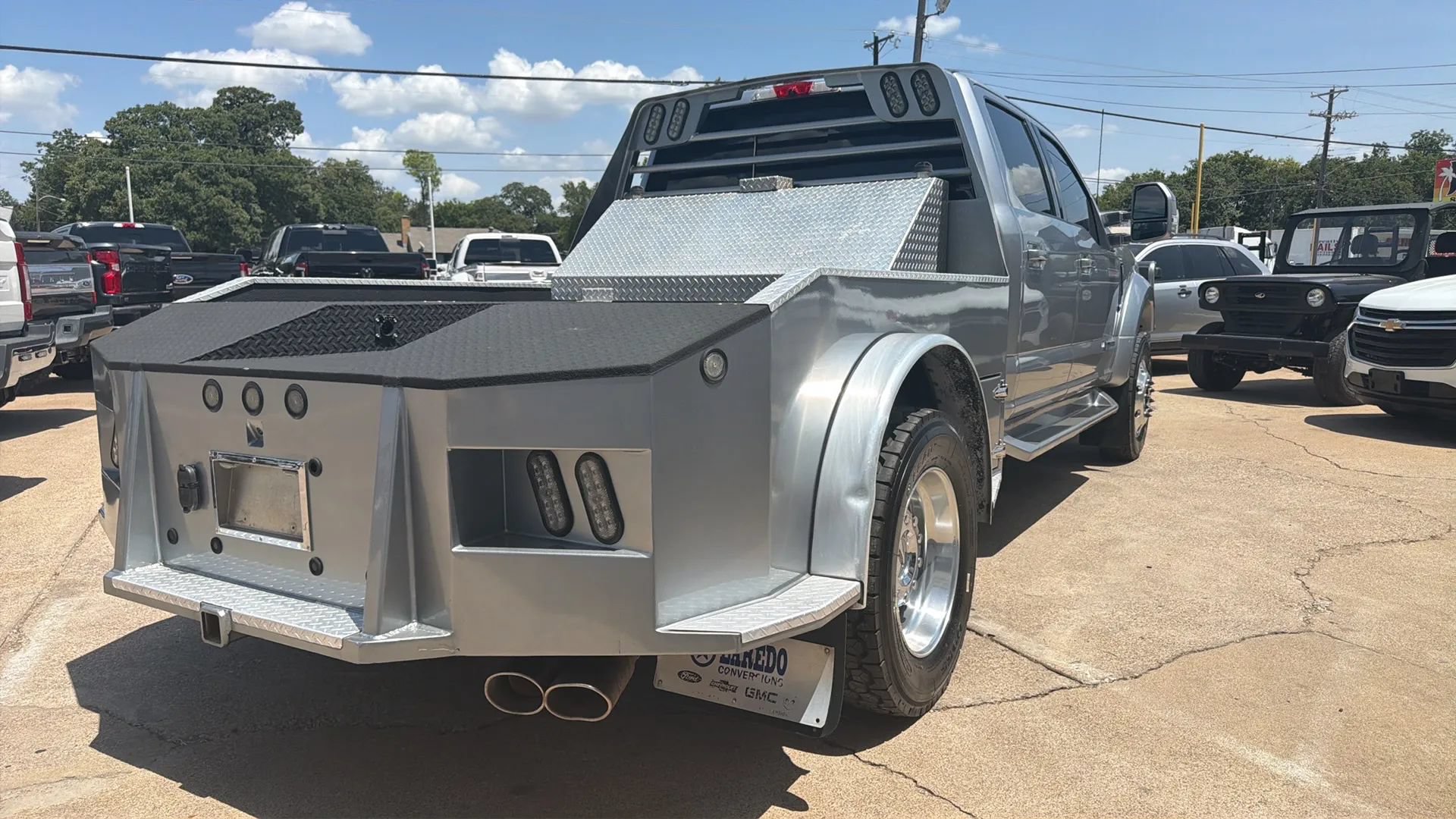 Used 2022 Ford F450 Lariat w/ Lariat Ultimate Package AWD/4WD image 3