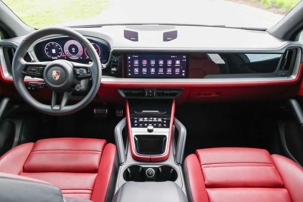 Certified 2025 Porsche Cayenne S AWD/4WD image 10