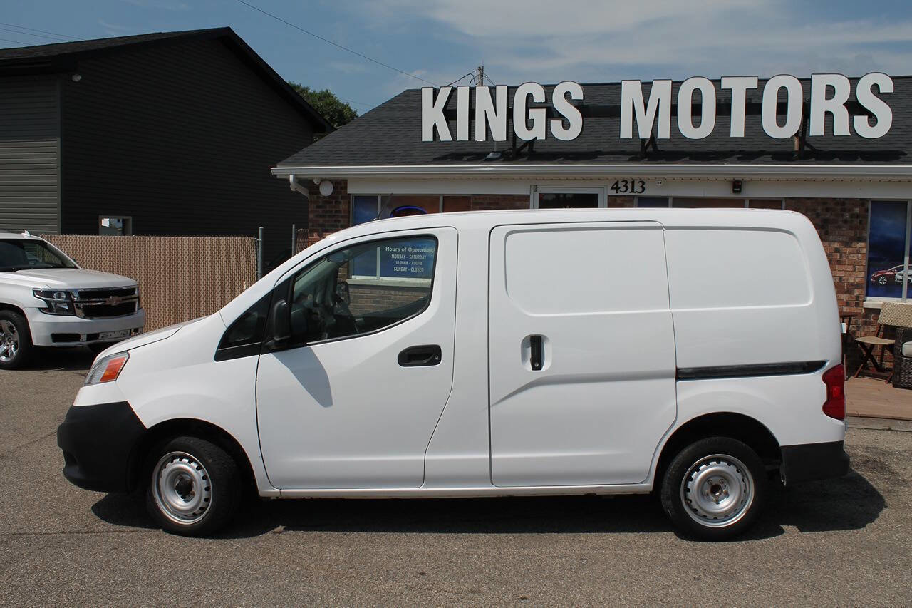 Used 2018 Nissan NV200 S w/ Back Door Glass Package image 2