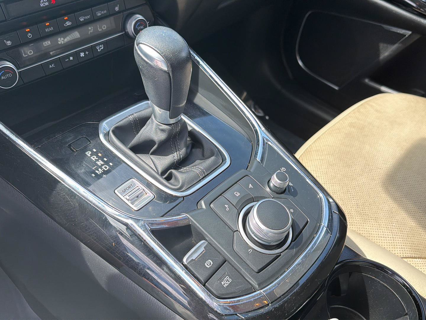 Used 2021 MAZDA CX-9 Touring w/ Touring Premium Package FWD image 29