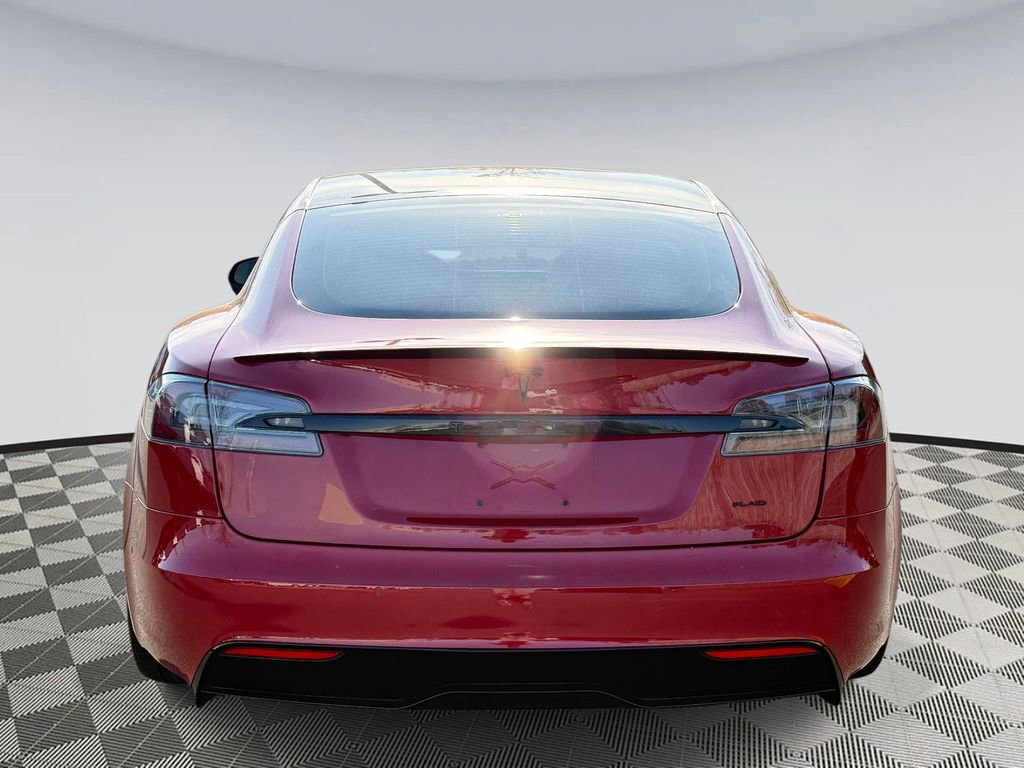 Used 2022 Tesla Model S Plaid image 3