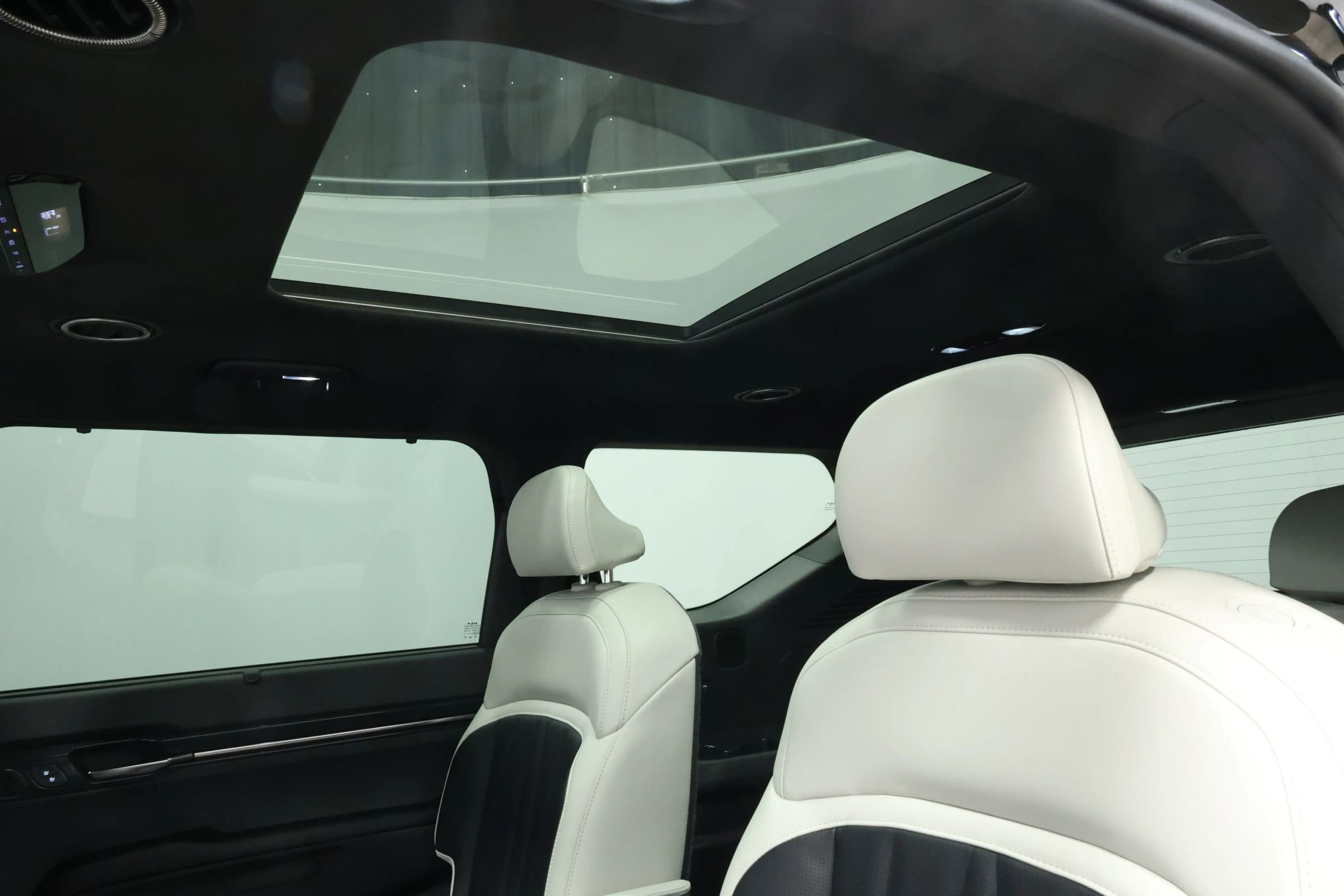 Used 2024 Kia EV9 GT-Line image 75