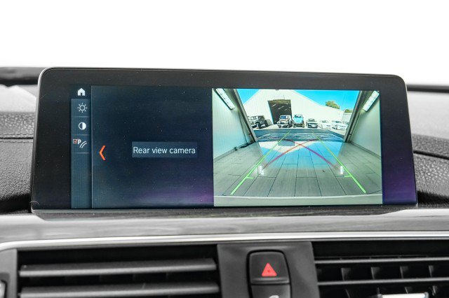 Used 2018 BMW 330e RWD image 23