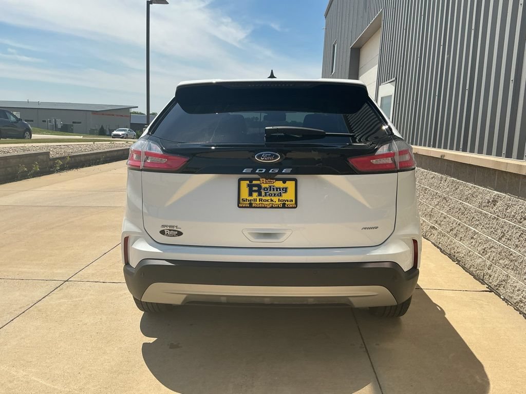 Used 2024 Ford Edge SEL w/ Convenience Package AWD/4WD image 5