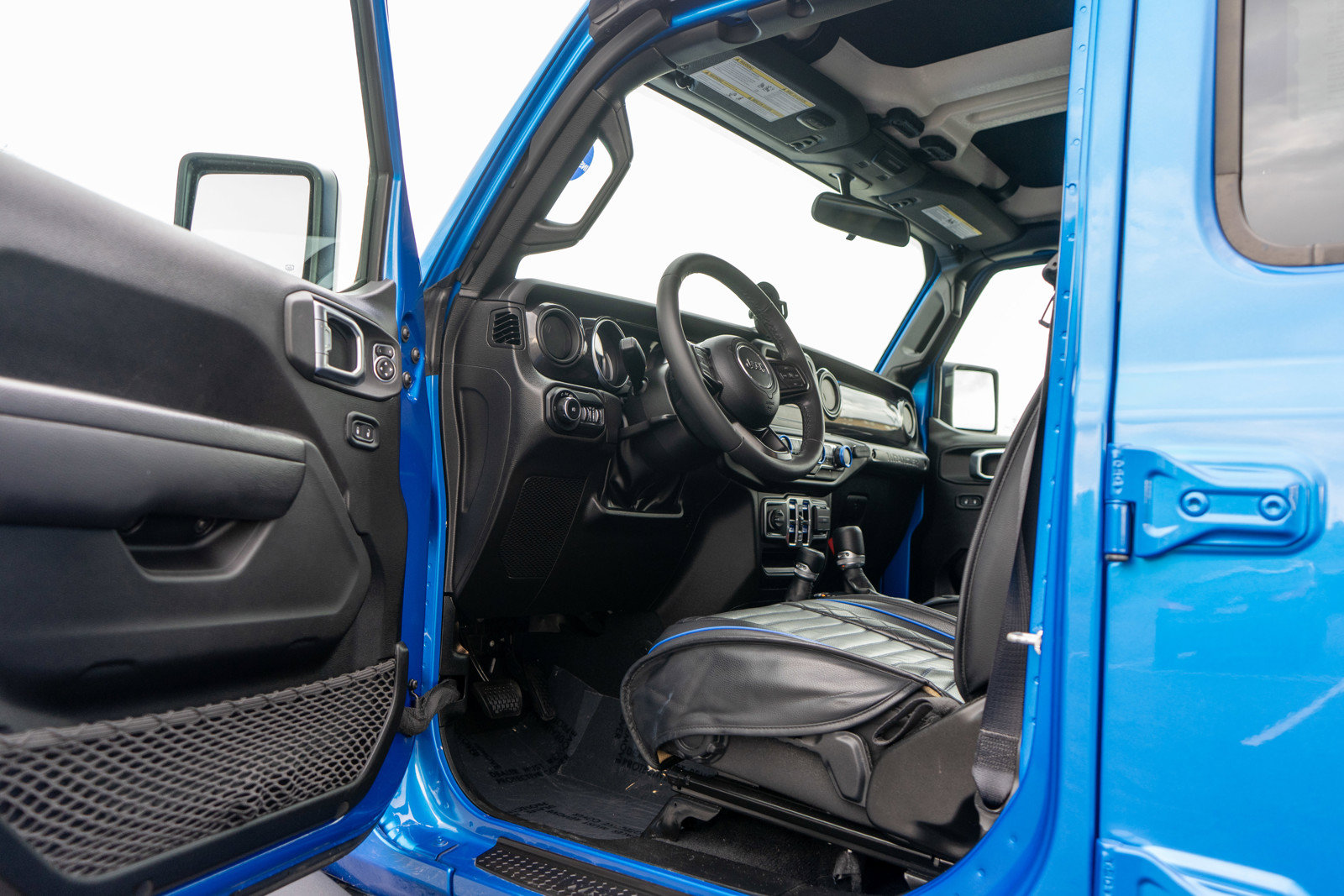Used 2022 Jeep Wrangler Unlimited Sport AWD/4WD image 13