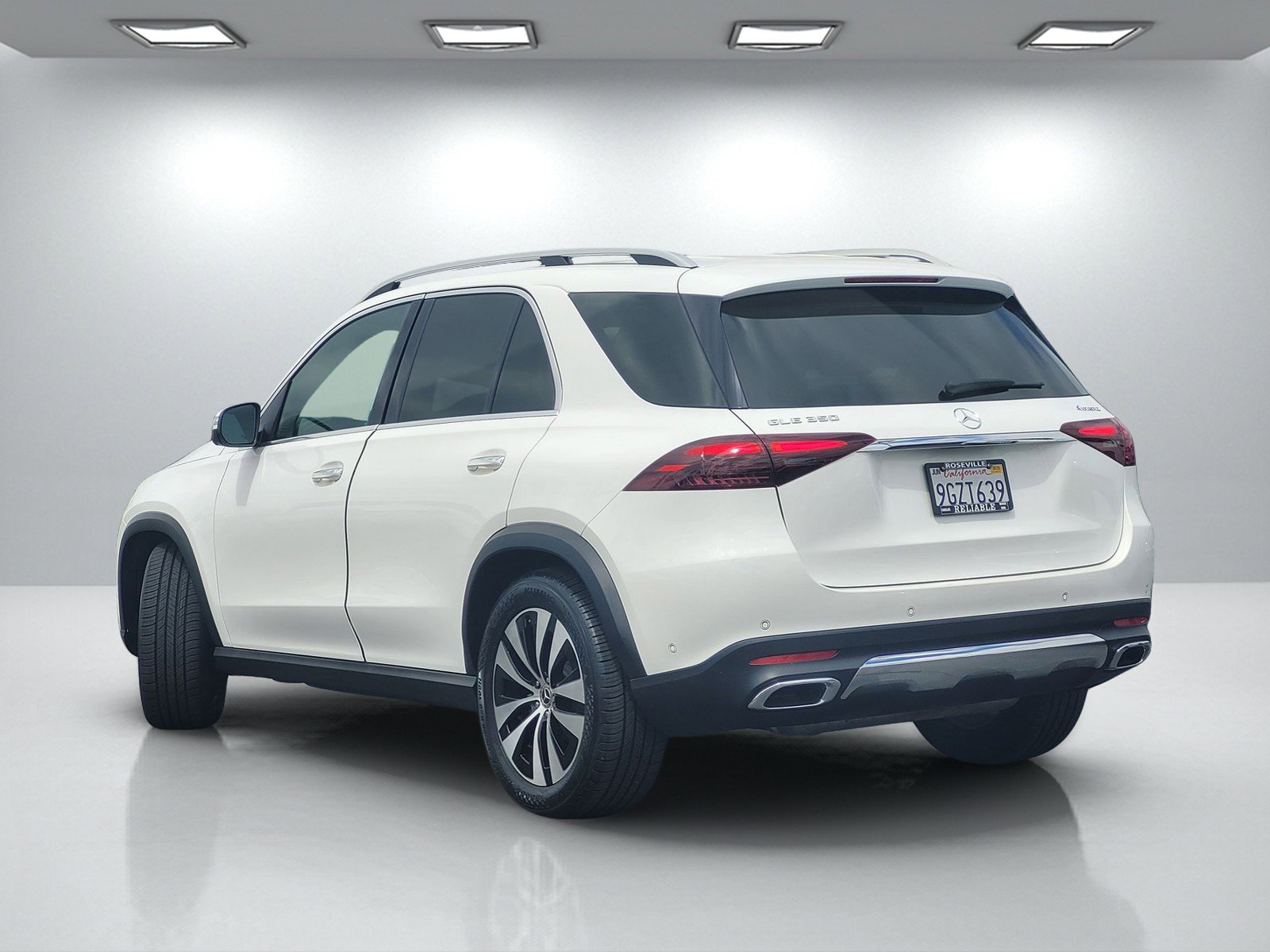 Used 2024 Mercedes-Benz GLE 350 4MATIC image 6