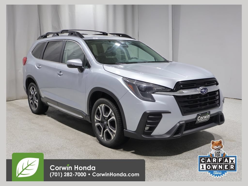 Used 2023 Subaru Ascent Limited AWD/4WD image 1