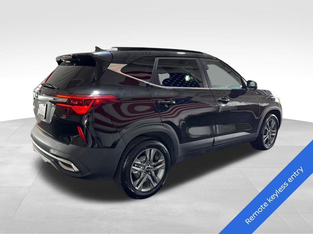 Used 2021 Kia Seltos S FWD image 5