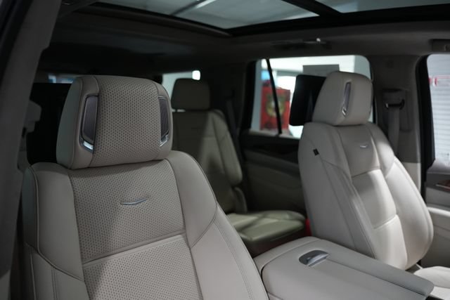 Used 2024 Cadillac Escalade Sport Platinum AWD/4WD image 24