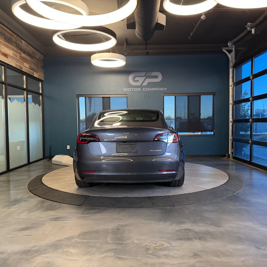 Used 2022 Tesla Model 3 Performance AWD/4WD image 4