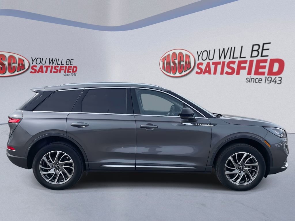 Used 2022 Lincoln Corsair AWD w/ Equipment Group 101A image 5
