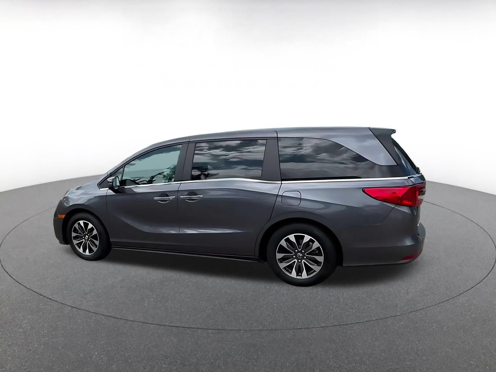 Used 2024 Honda Odyssey EX-L image 9