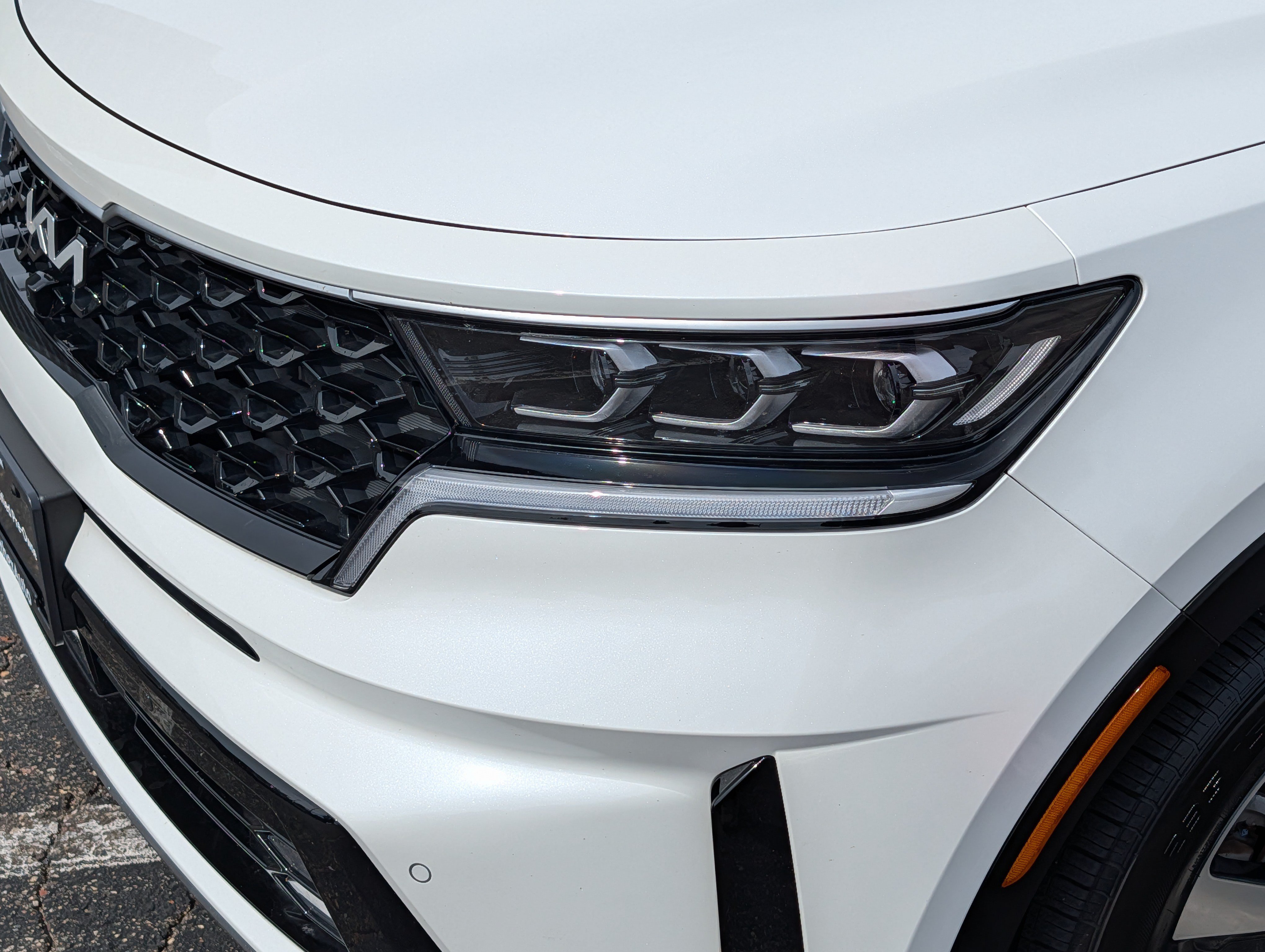 Certified 2023 Kia Sorento SX Prestige AWD/4WD image 16