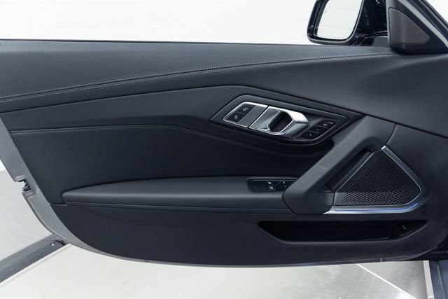 Used 2026 BMW Z4 M40i w/ Premium Package image 11