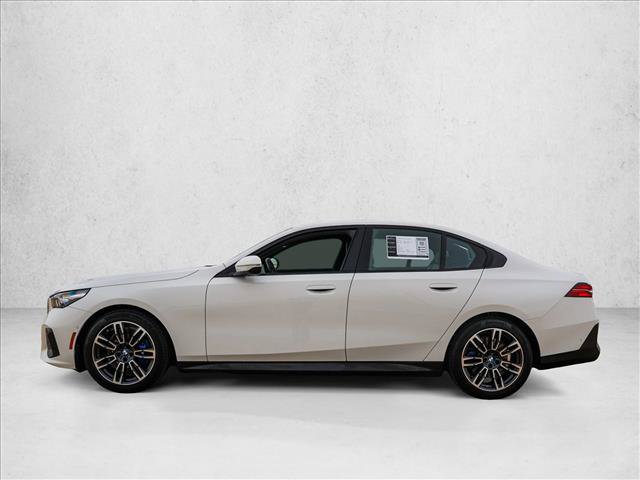 Used 2026 BMW 530i xDrive AWD/4WD image 8