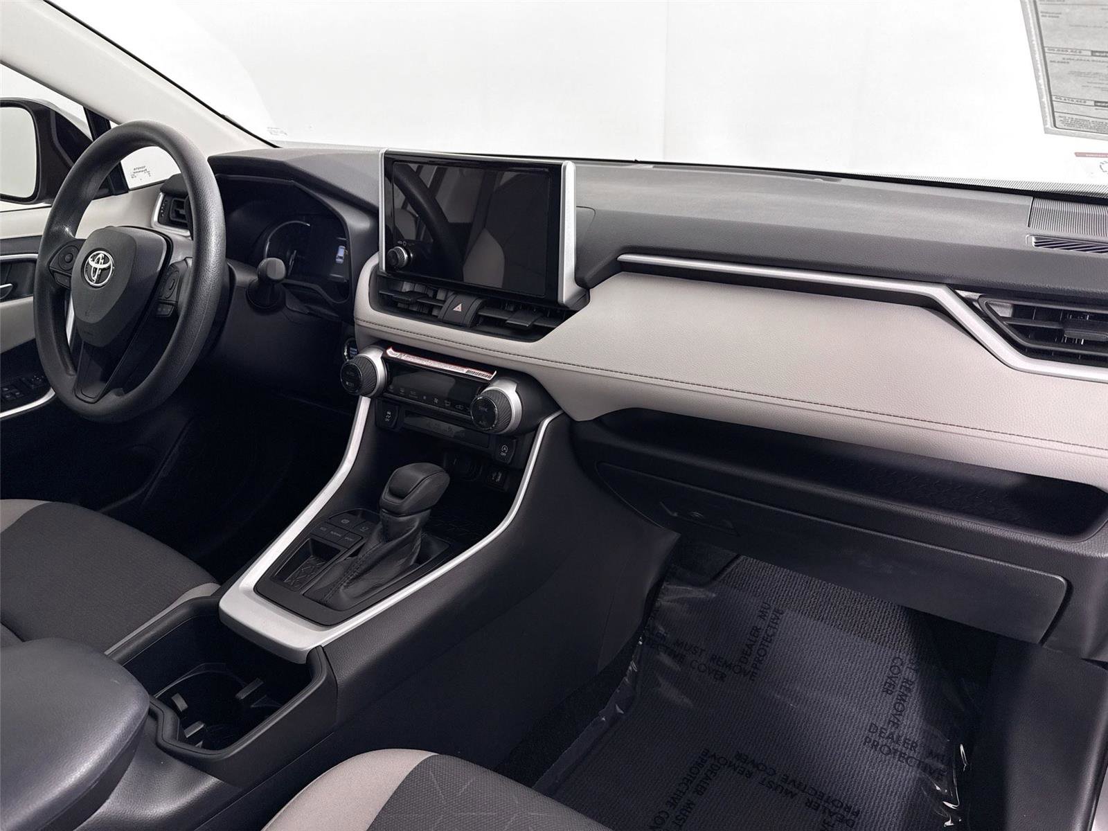 Certified 2025 Toyota RAV4 XLE image 43