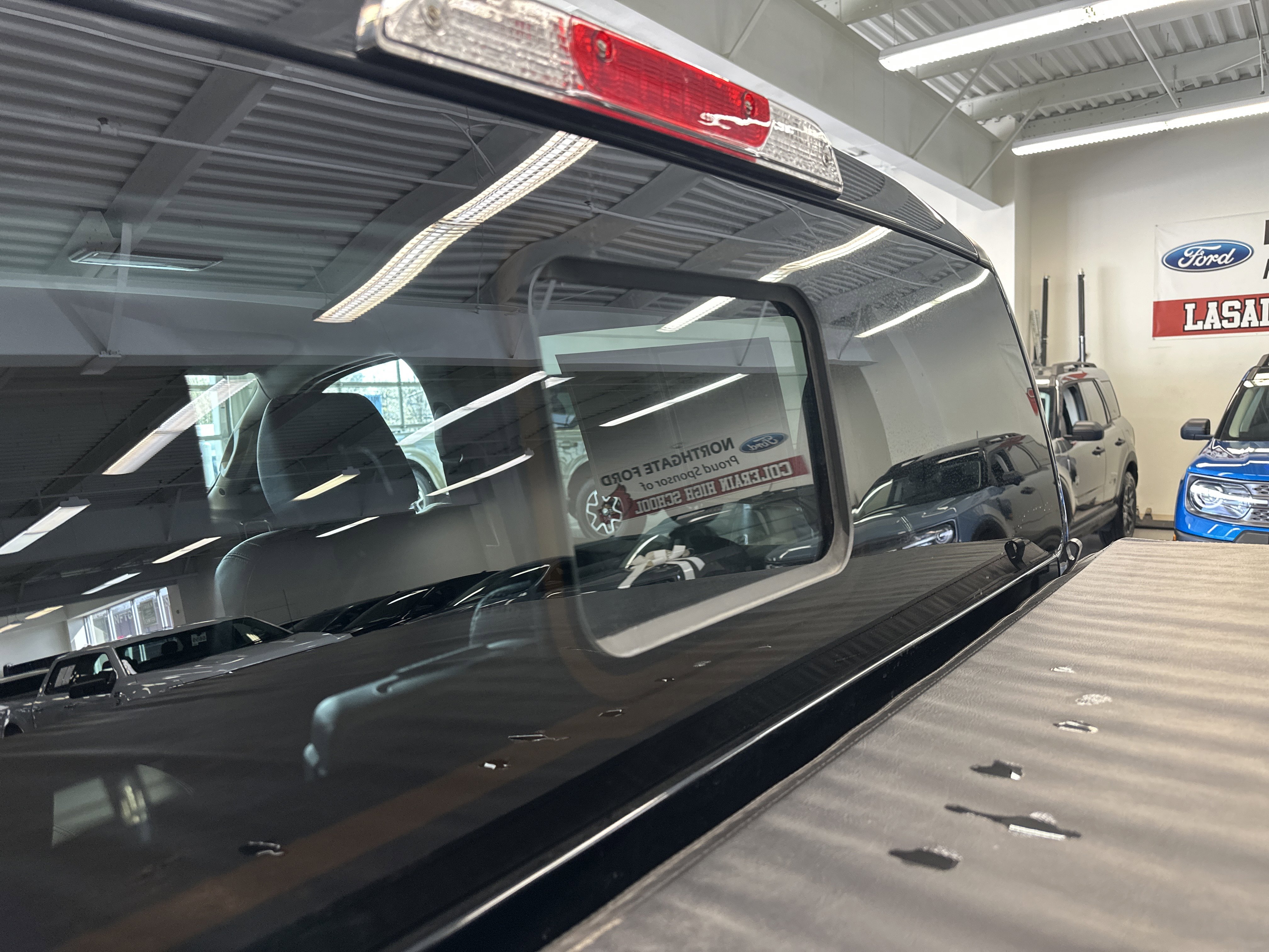 Used 2024 Ford Ranger Lariat w/ FX4 Off-Road Package image 6