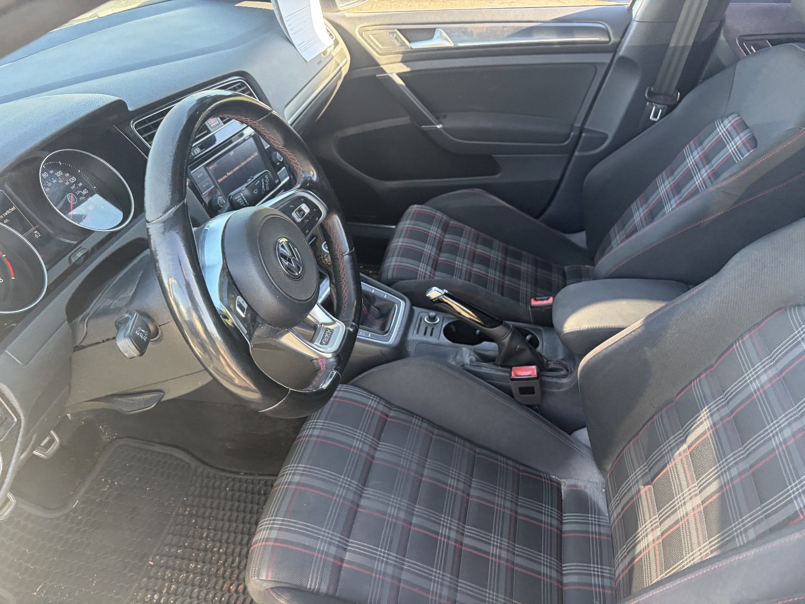 Used 2018 Volkswagen GTI S FWD image 16