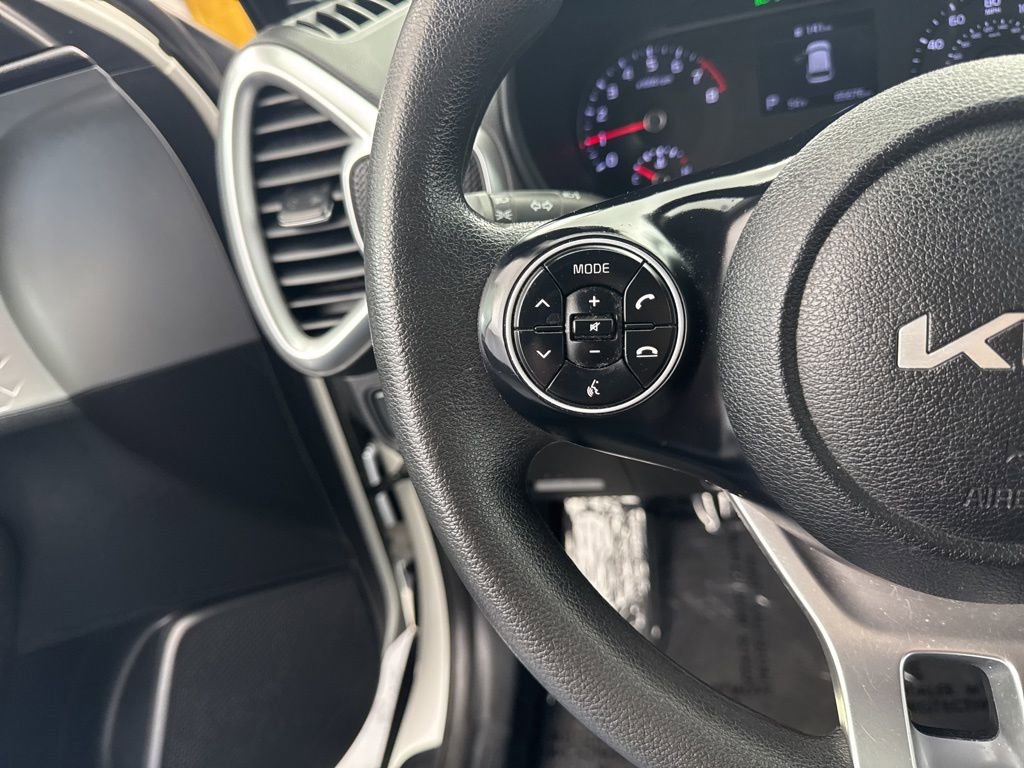 Used 2022 Kia Soul LX w/ Technology Package FWD image 25