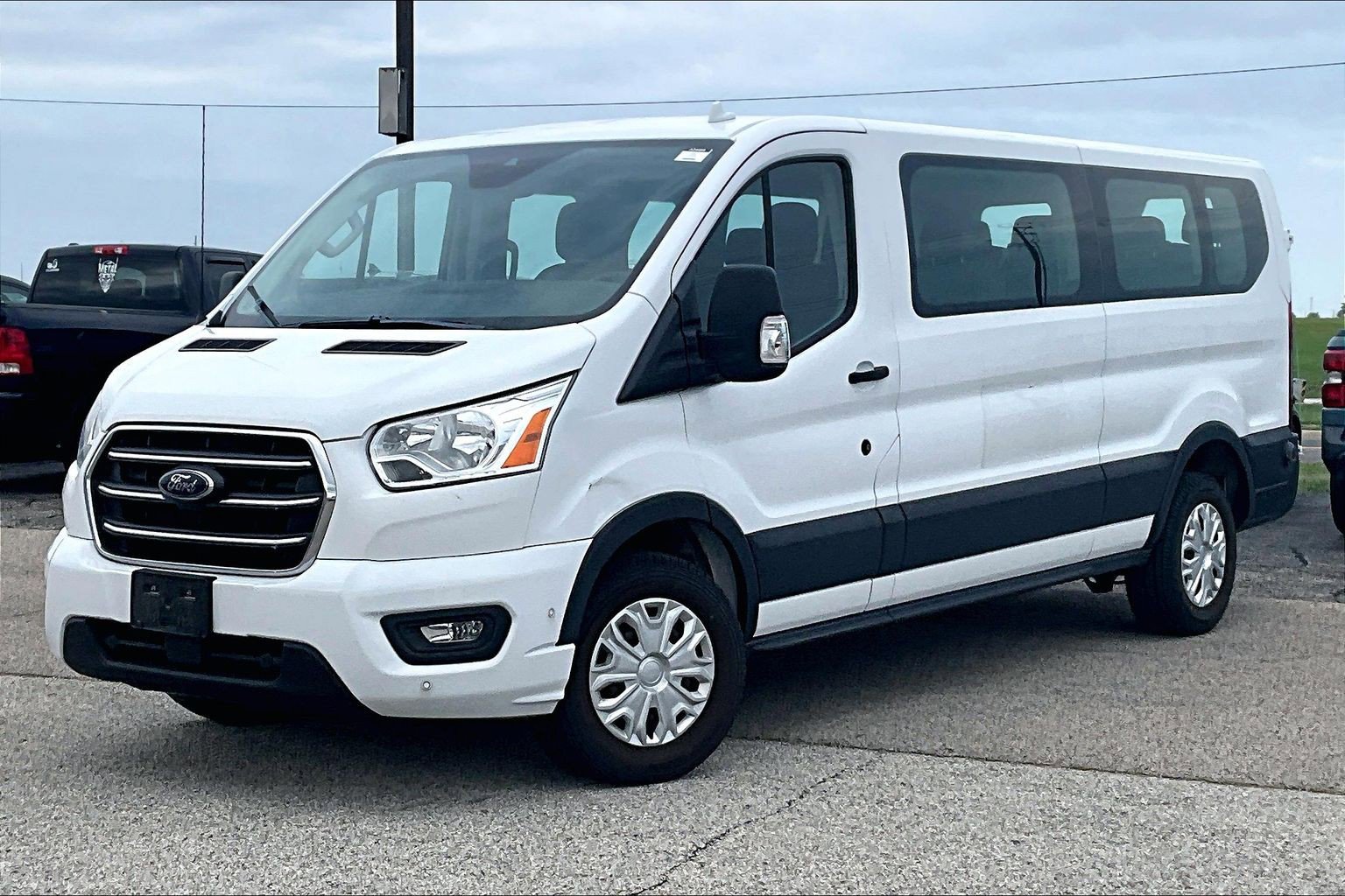 Used 2020 Ford Transit 350 XLT RWD image 8