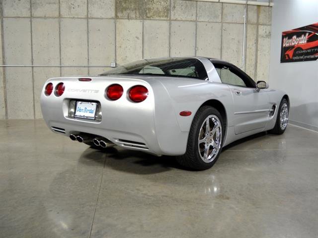 Used 1997 Chevrolet Corvette Coupe w/ Memory Pkg image 7