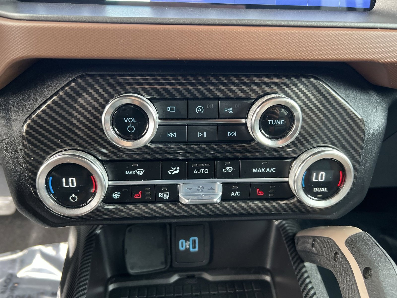 Used 2024 Ford Bronco Outer Banks AWD/4WD image 29