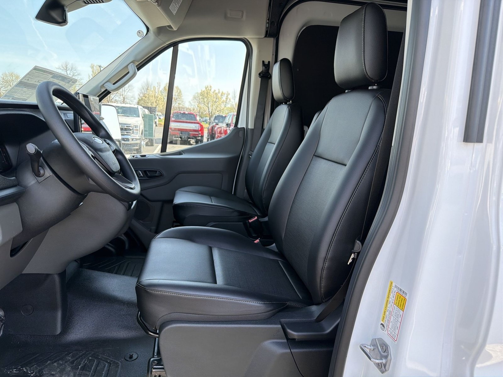 New 2026 Ford Transit 250 148 Medium Roof w/ Load Area Protection Package RWD image 23
