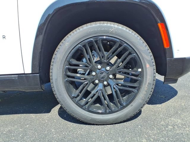 New 2026 Jeep Grand Wagoneer Limited AWD/4WD image 9