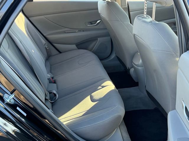 Used 2023 Hyundai Elantra SEL image 24