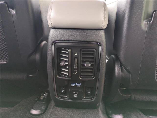 Used 2018 Jeep Grand Cherokee Limited RWD image 19