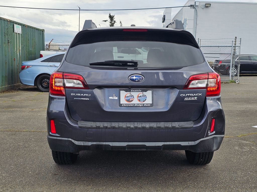 Used 2015 Subaru Outback 2.5i Premium AWD/4WD image 6