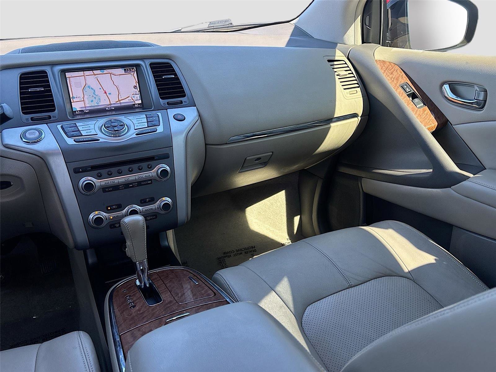 Used 2014 Nissan Murano LE w/ Platinum Edition Package image 26