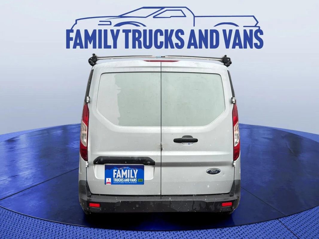 Used 2019 Ford Transit Connect XLT image 4