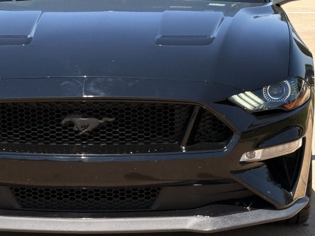 Used 2020 Ford Mustang GT Premium w/ GT Performance Package RWD image 9