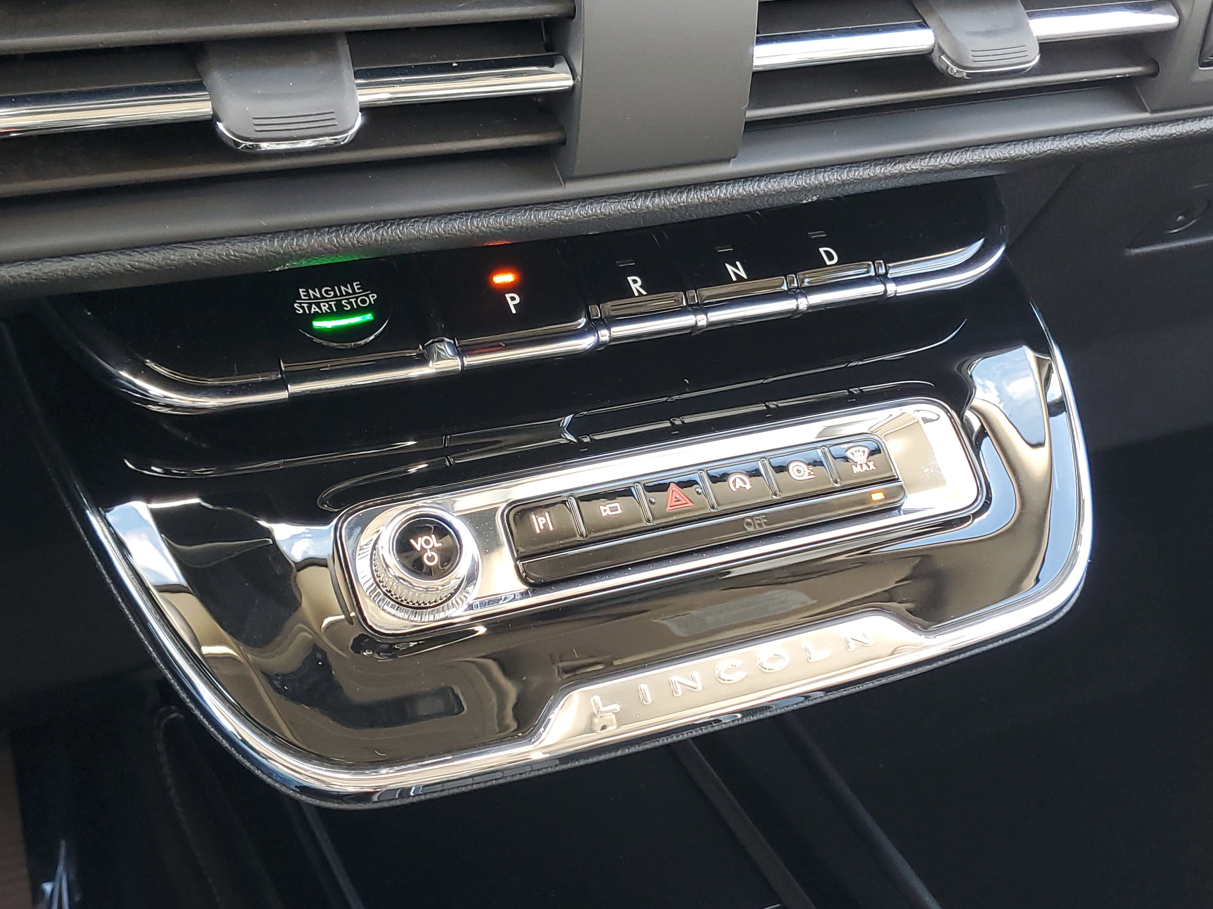 New 2026 Lincoln Corsair Premiere image 22