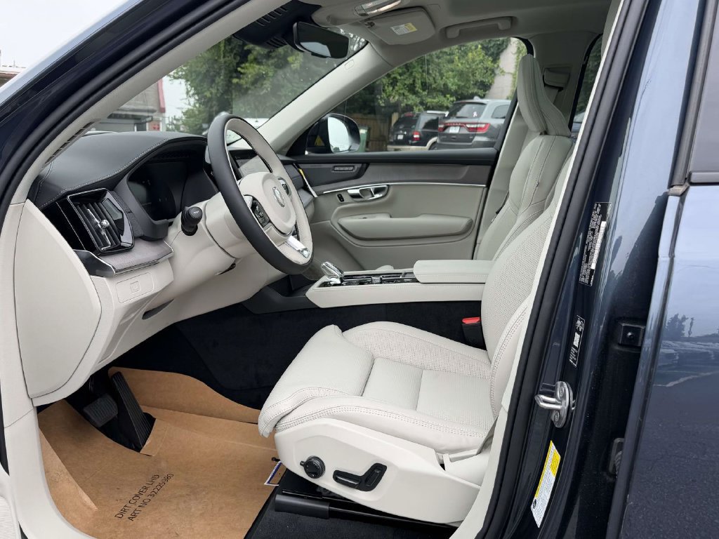 New 2026 Volvo XC90 B6 Ultra w/ Protection Package Premier AWD/4WD image 15