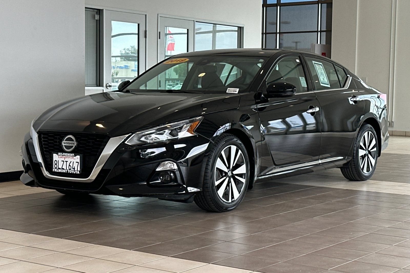 Used 2019 Nissan Altima 2.5 SV FWD image 8