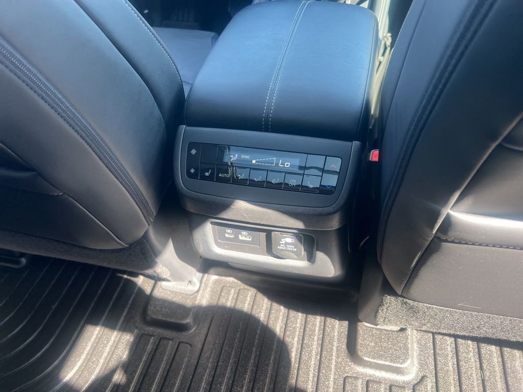 Certified 2024 Nissan Pathfinder Platinum w/ Cargo Package AWD/4WD image 20