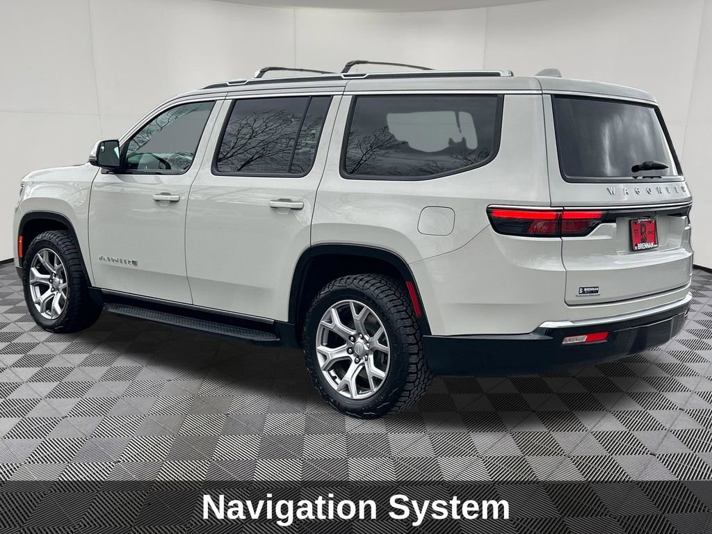 Used 2022 Jeep Wagoneer Series II AWD/4WD image 3