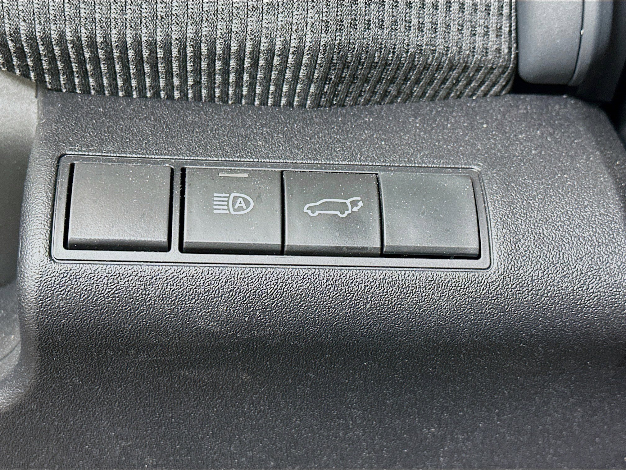 Used 2025 Toyota bZ4X AWD w/ Weather Package image 17