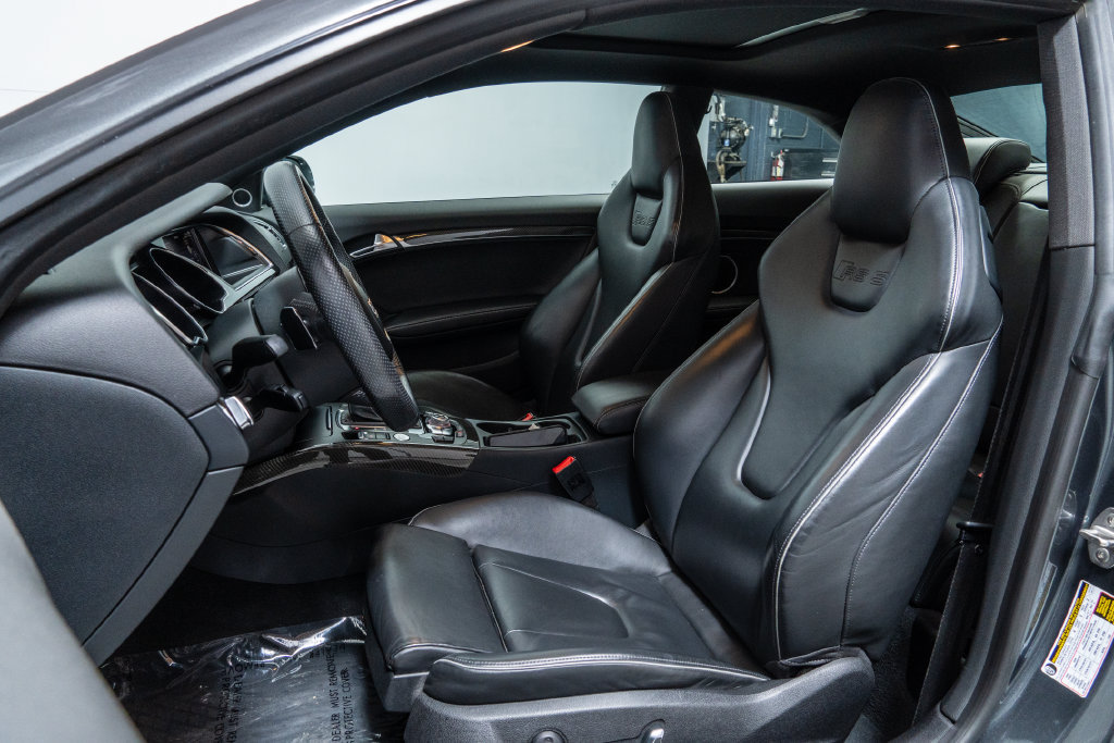 Used 2013 Audi RS 5 Coupe w/ Audi MMI Navigation Plus Pkg AWD/4WD image 5