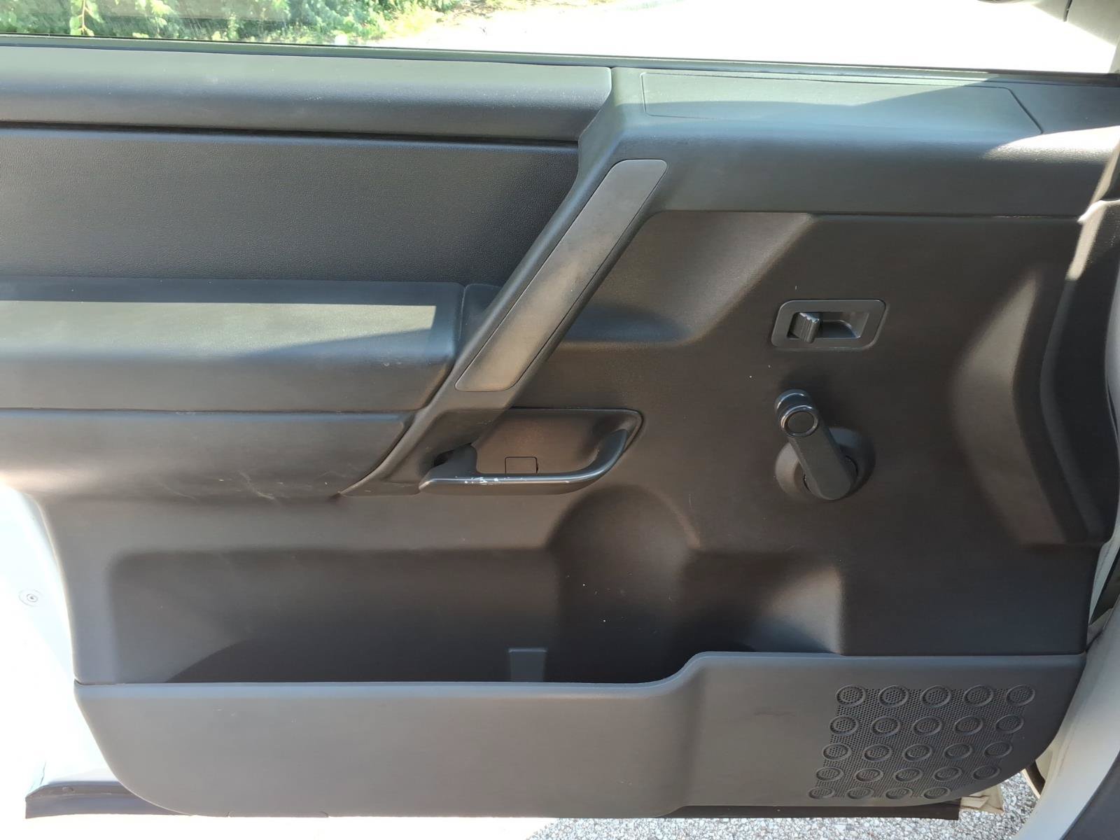 Used 2005 Nissan Titan XE w/ (W02) Preferred Pkg RWD image 20