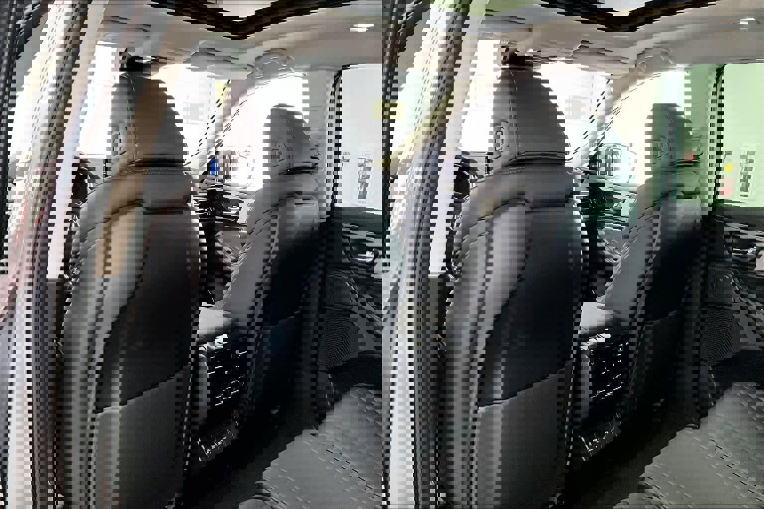 Used 2025 Acura MDX SH-AWD image 11