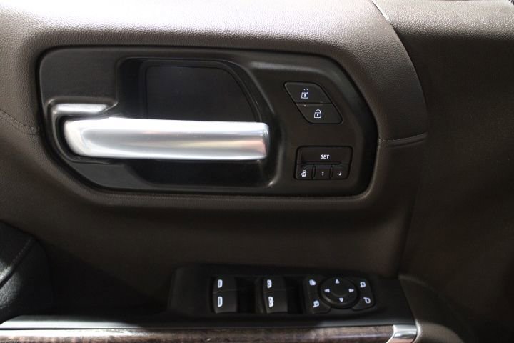 Used 2022 GMC Sierra 1500 Denali w/ Driver Alert Package II AWD/4WD image 18