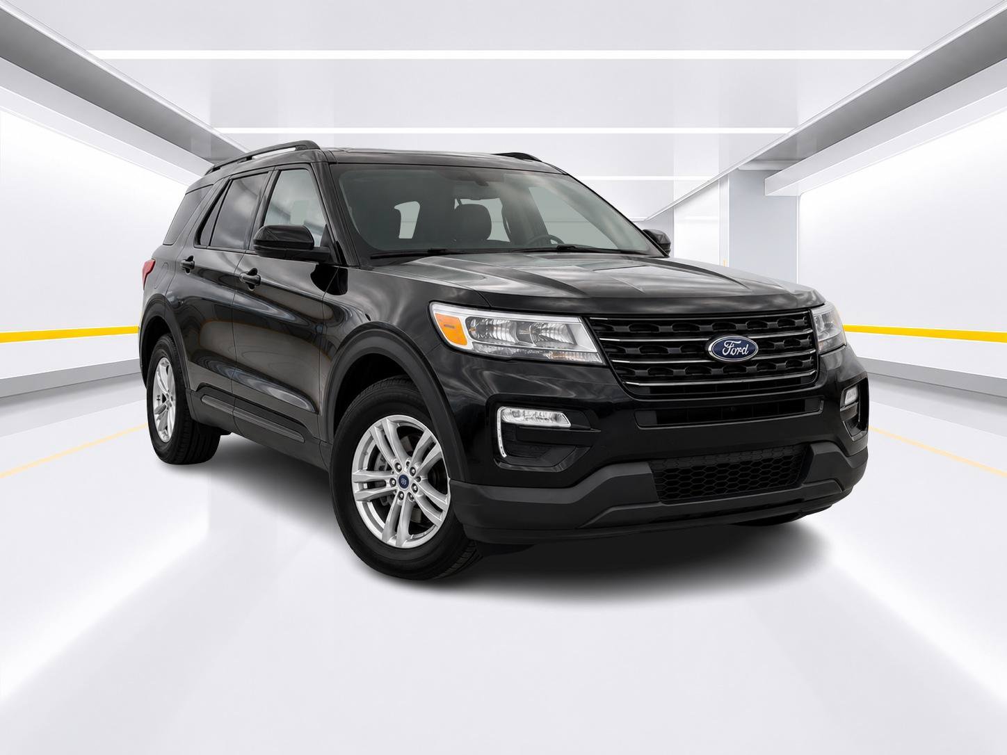 Used 2017 Ford Explorer FWD image 7