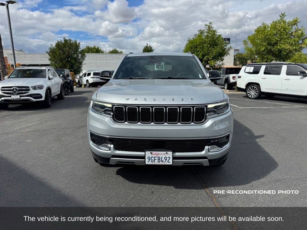 Used 2023 Jeep Wagoneer Series II AWD/4WD image 9
