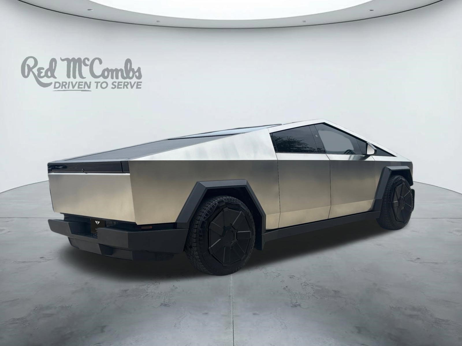 Used 2024 Tesla Cybertruck AWD Crew Cab image 5