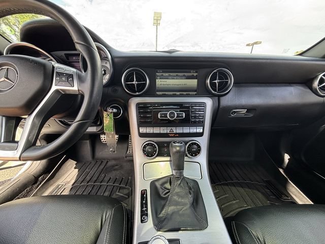 Used 2014 Mercedes-Benz SLK 250 image 14