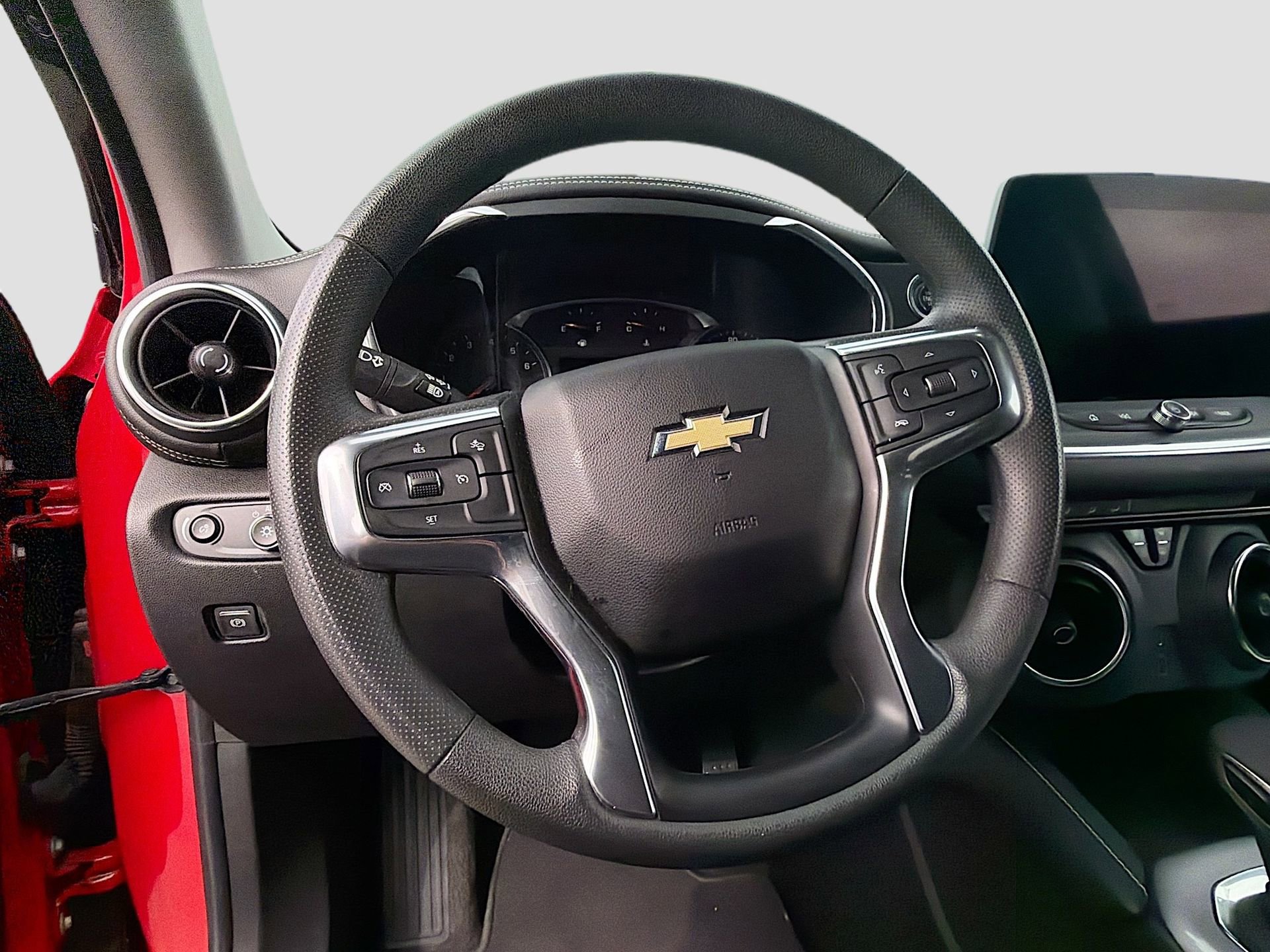 Used 2023 Chevrolet Blazer LT w/ Driver Confidence Package image 14